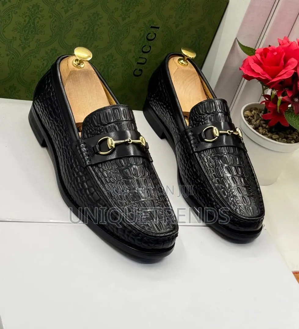 Gucci Crocodile Pattern Leather Loafers ( Black Coffee)
