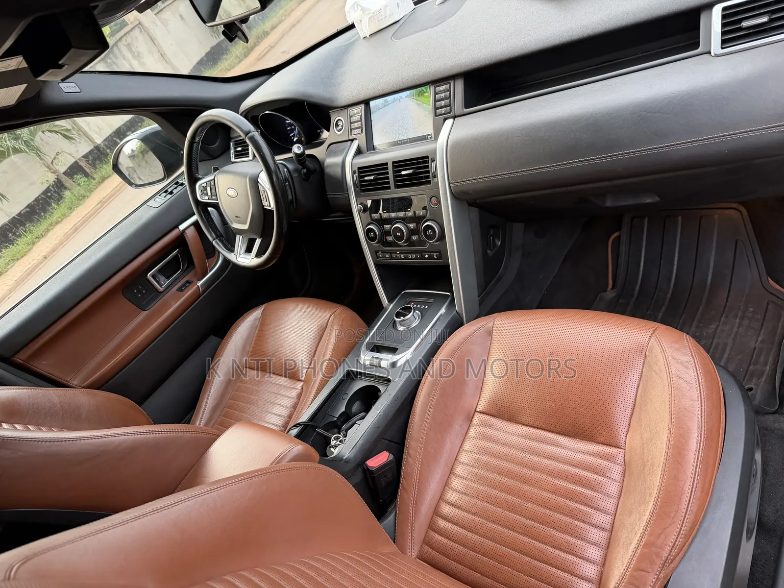 Land Rover Discovery Sport HSE LUX 2017 Black
