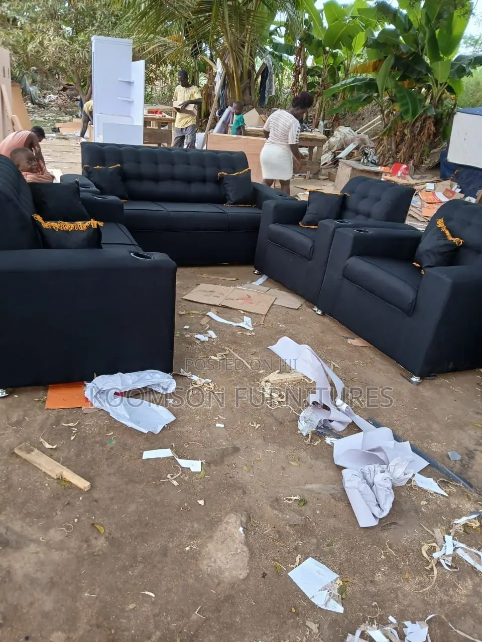 Quality Pure Black Sofas Payment on Delivery