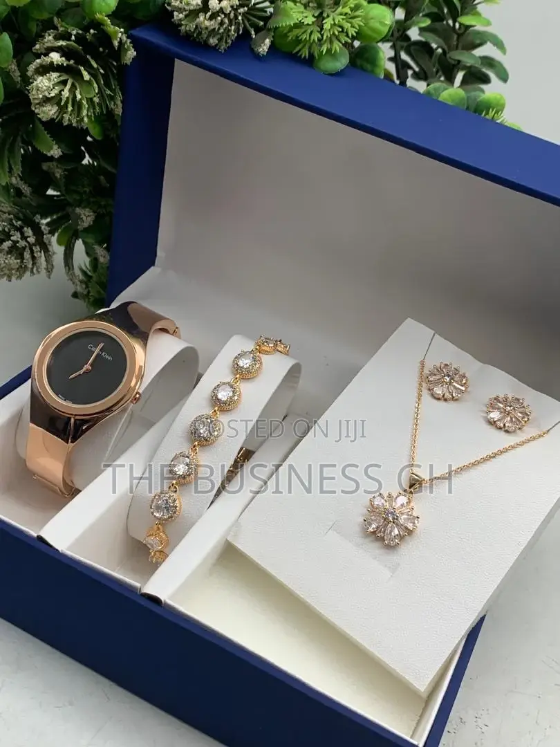Ladies Jewelry Set