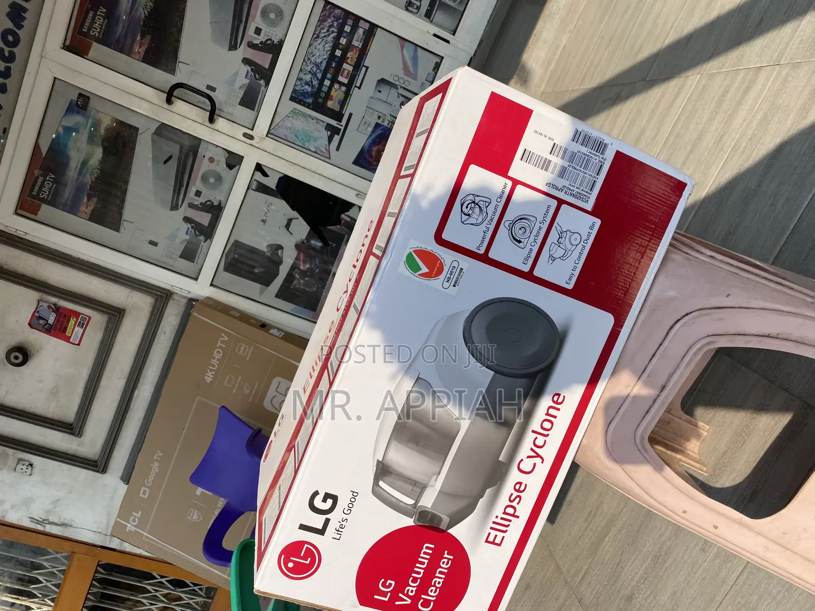 Keep Floors Spotless With the Remarkable Lg Vc5420nntr Vacuum