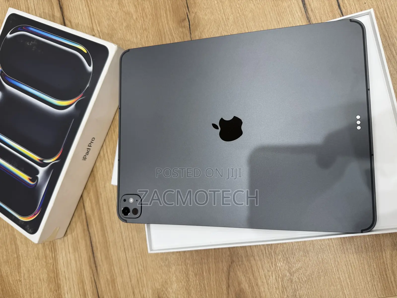 Apple iPad Pro 13 (2025) 256 GB Gray
