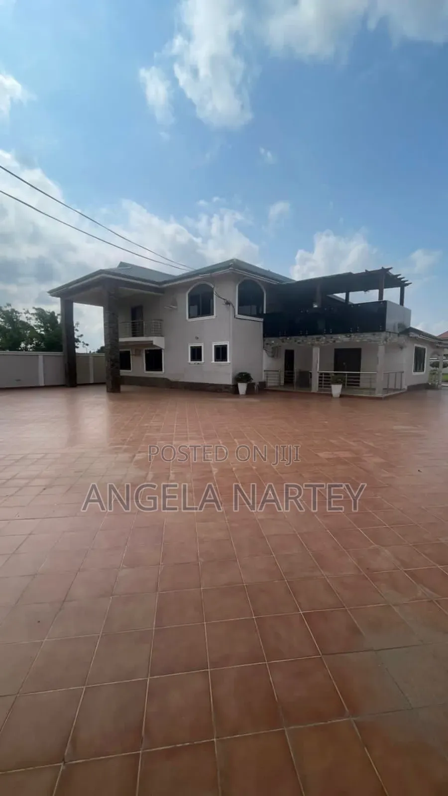 5bdrm Mansion in Kasoa for sale