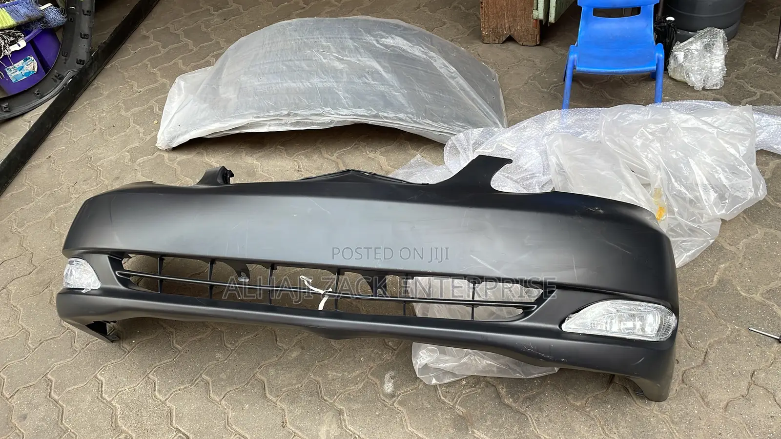 Toyota Corolla 2005 Bumper With Foglight