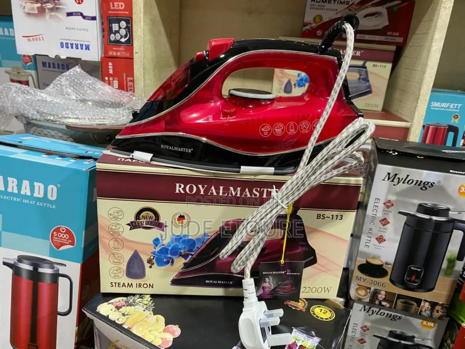 113 Royal Steam Iron