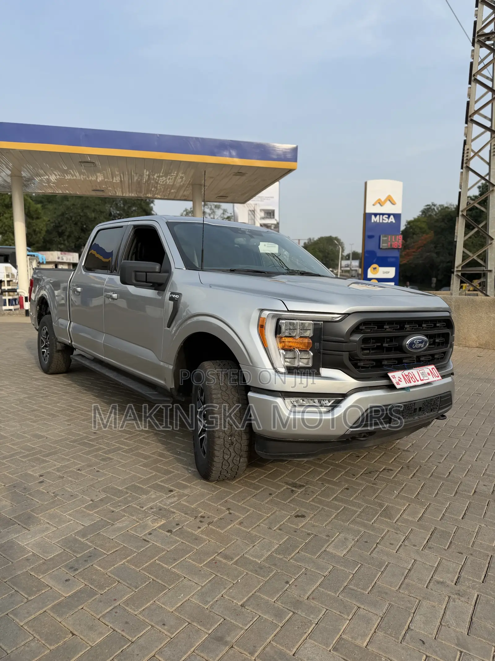 Ford F-150 XLT 2022 Silver
