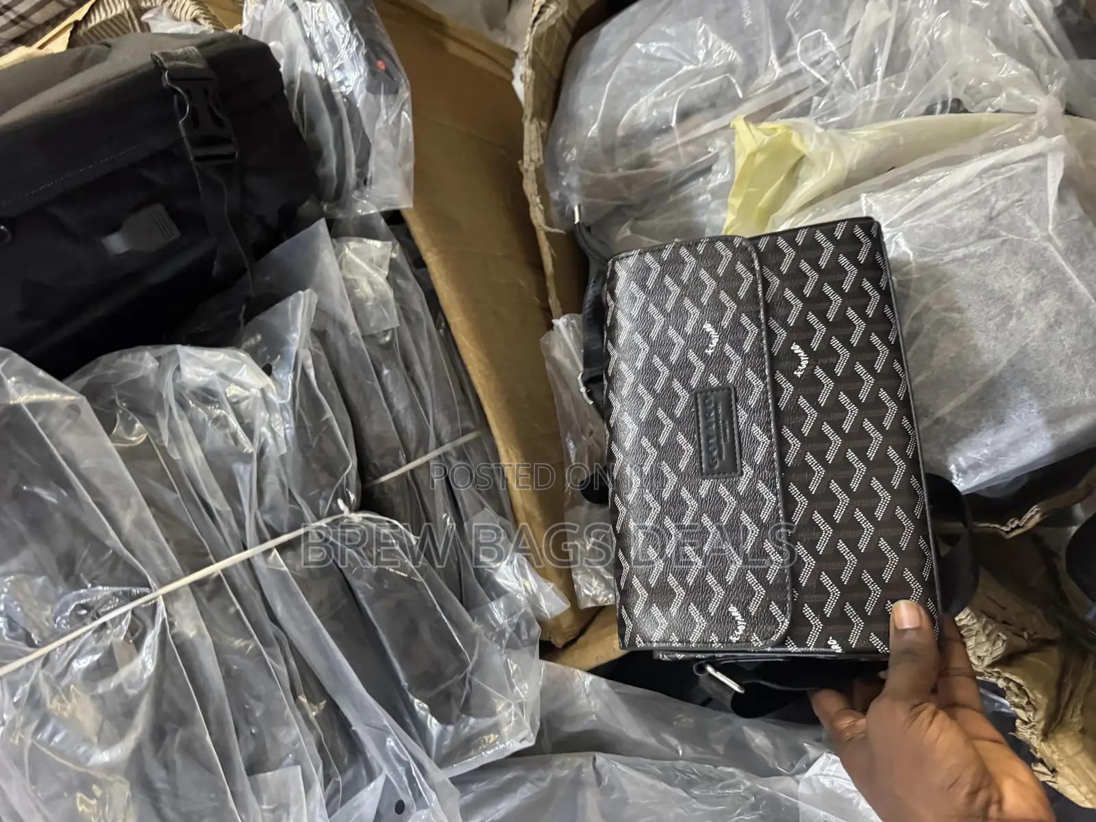 Top Quality Pure Leather Goyard Men Sidebag