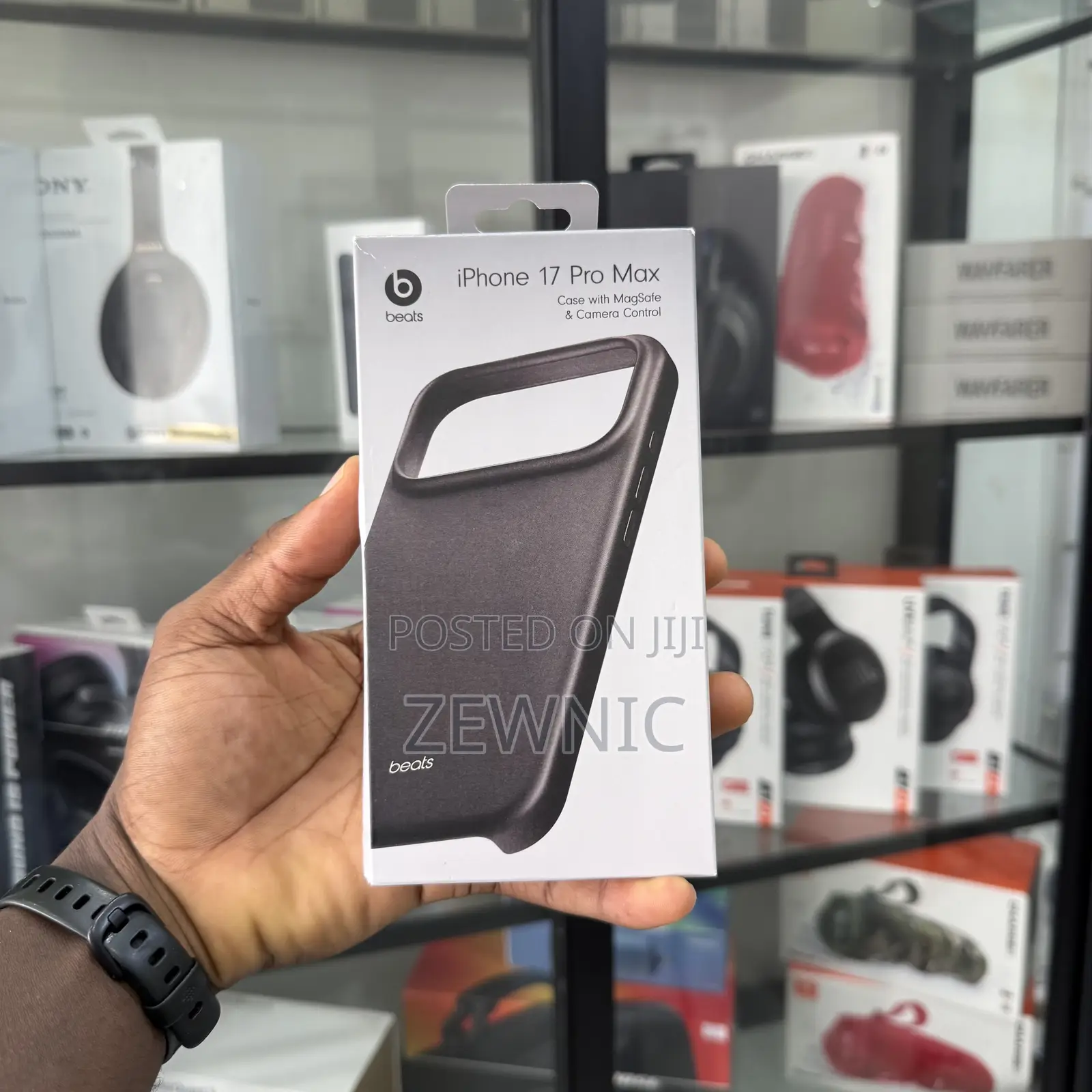 Beats iPhone 17 Pro Max Case With Magsafe and Camera Control