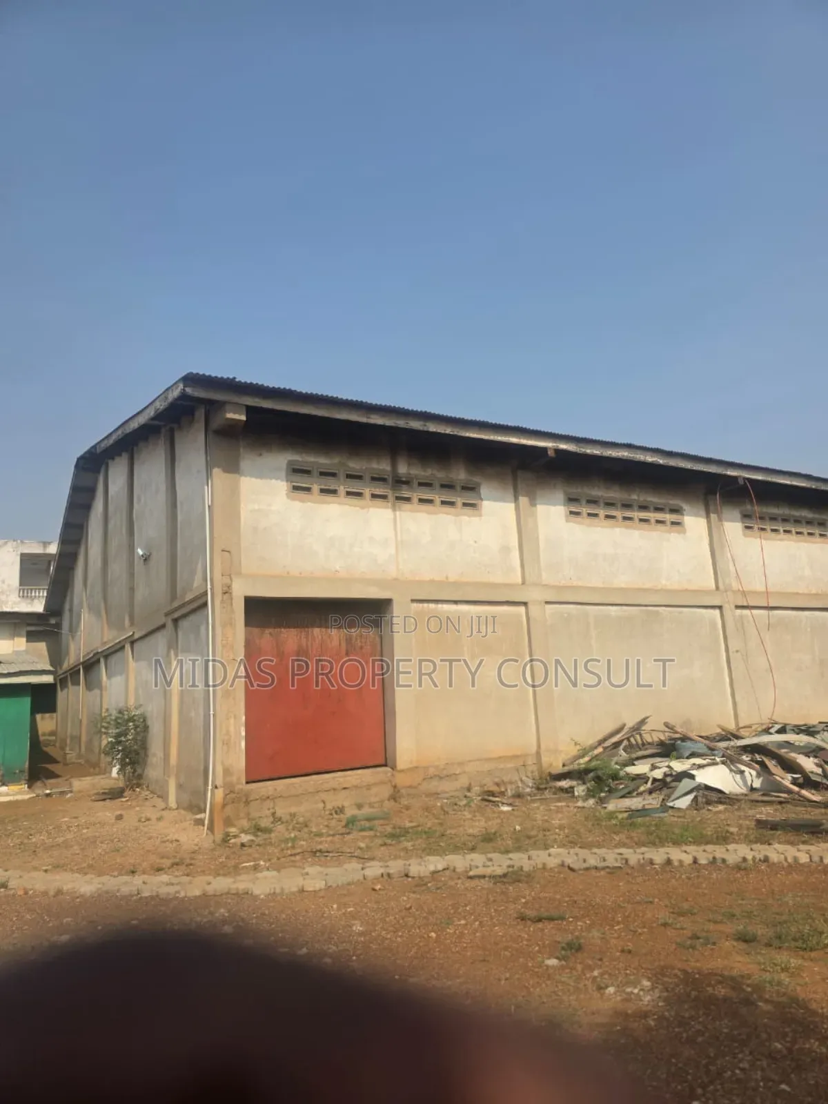 Private Compound 1500 SQM Warehouse With Offices to Let at Tema