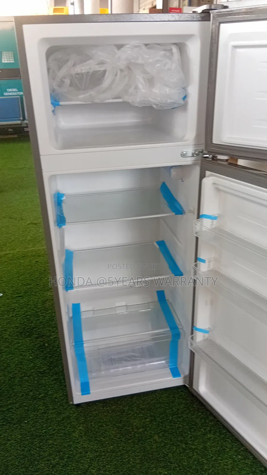 *Gold Star 165l Refrigerator With Fast Freeze.