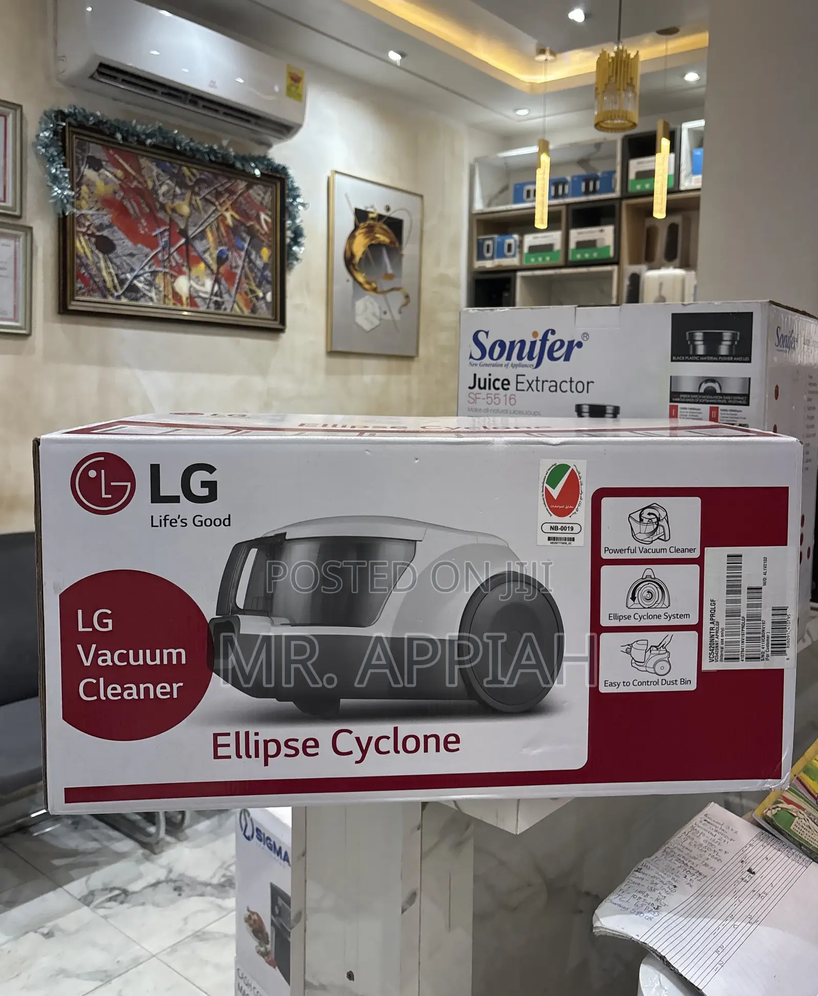 Unique Design Lg Vc5420nntr 2000watt Vacuum(Black/White)