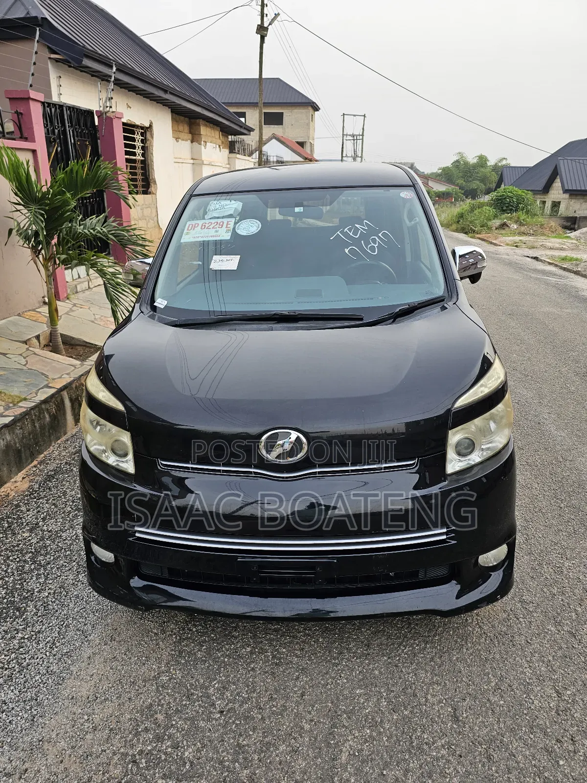Toyota Voxy 2012 Black