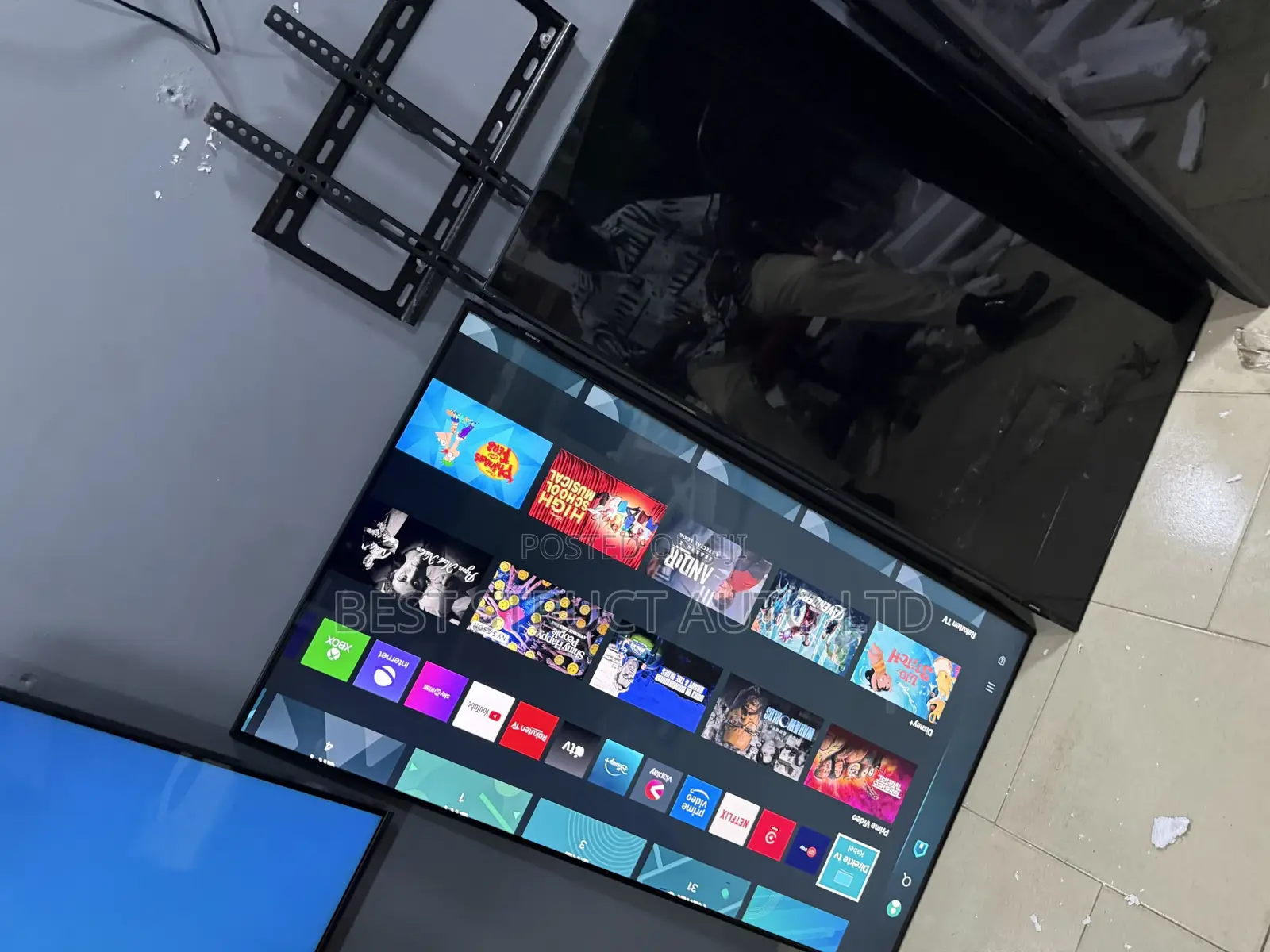 Samsung 50 Inches Crystal Airslim Tv