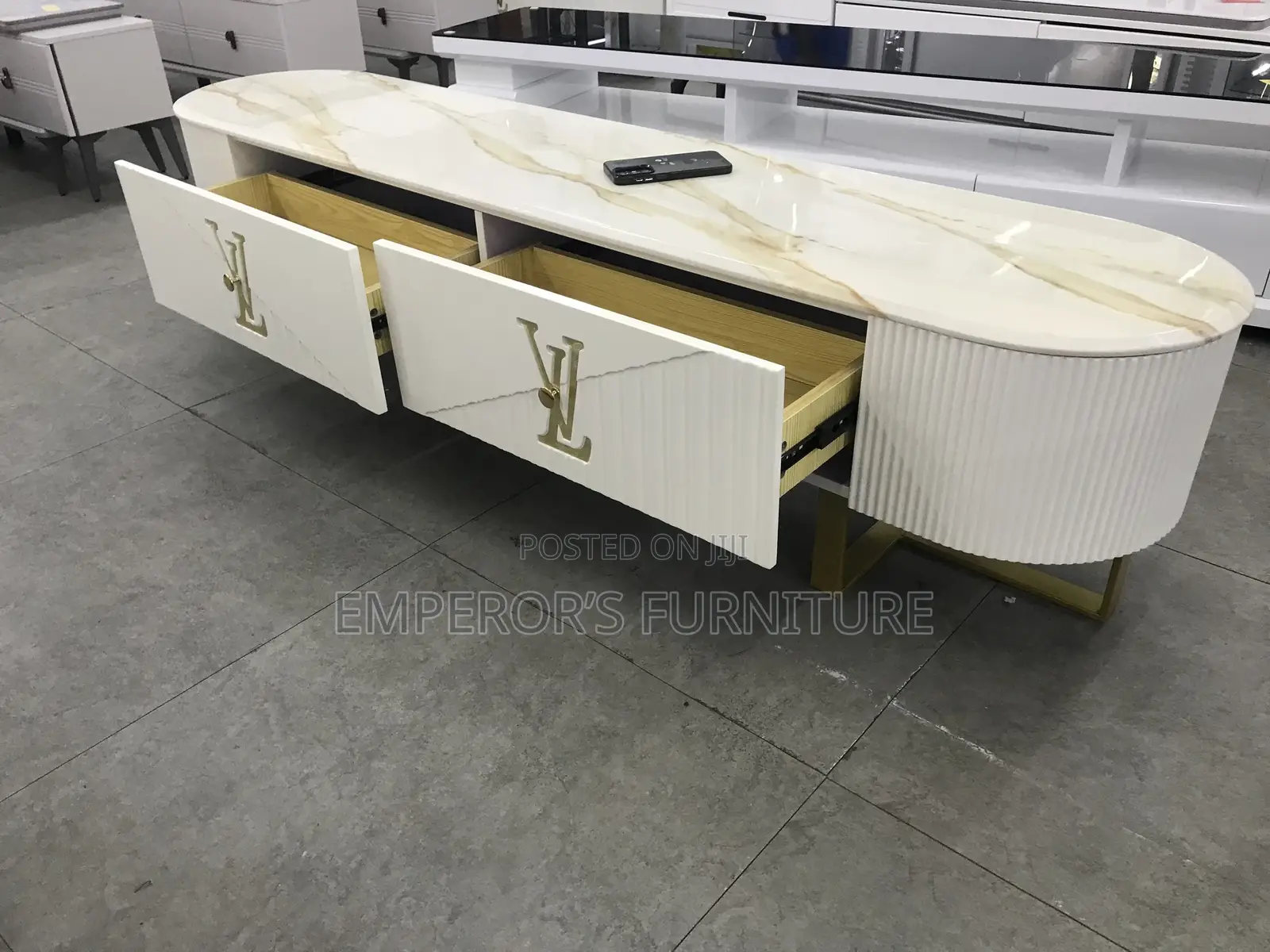 Quality Modern Tv Console With Golden Legs