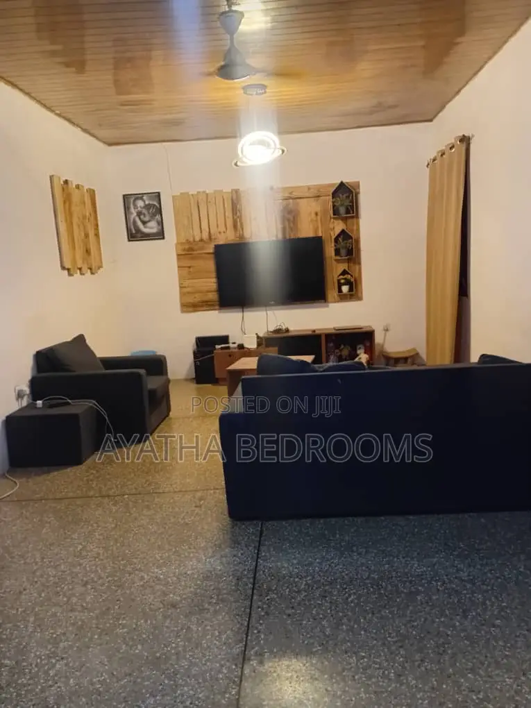 2bdrm Apartment in Teshie Tsuibleoo for rent