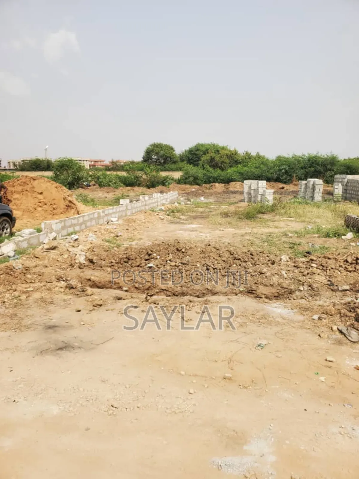 Very Nice Half Plot Comm19 for Sale