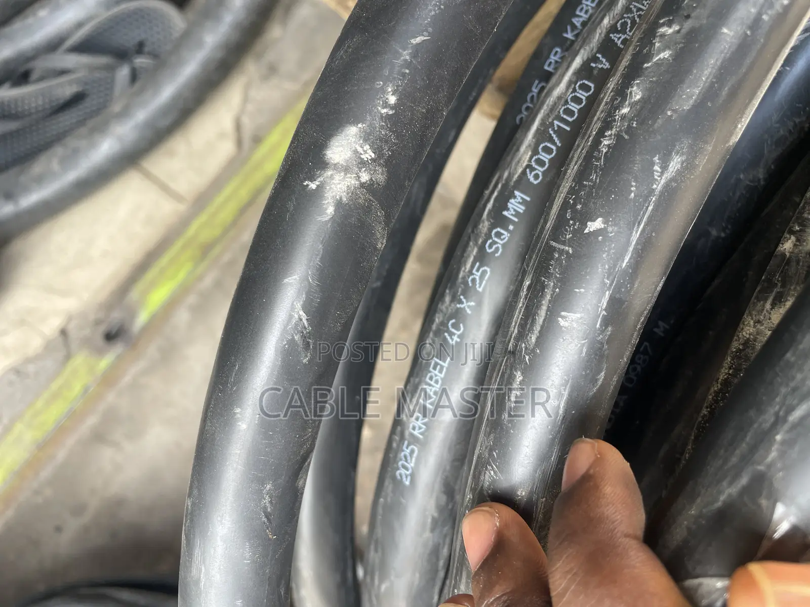 4 X 25mm Aluminum Cable Armoured
