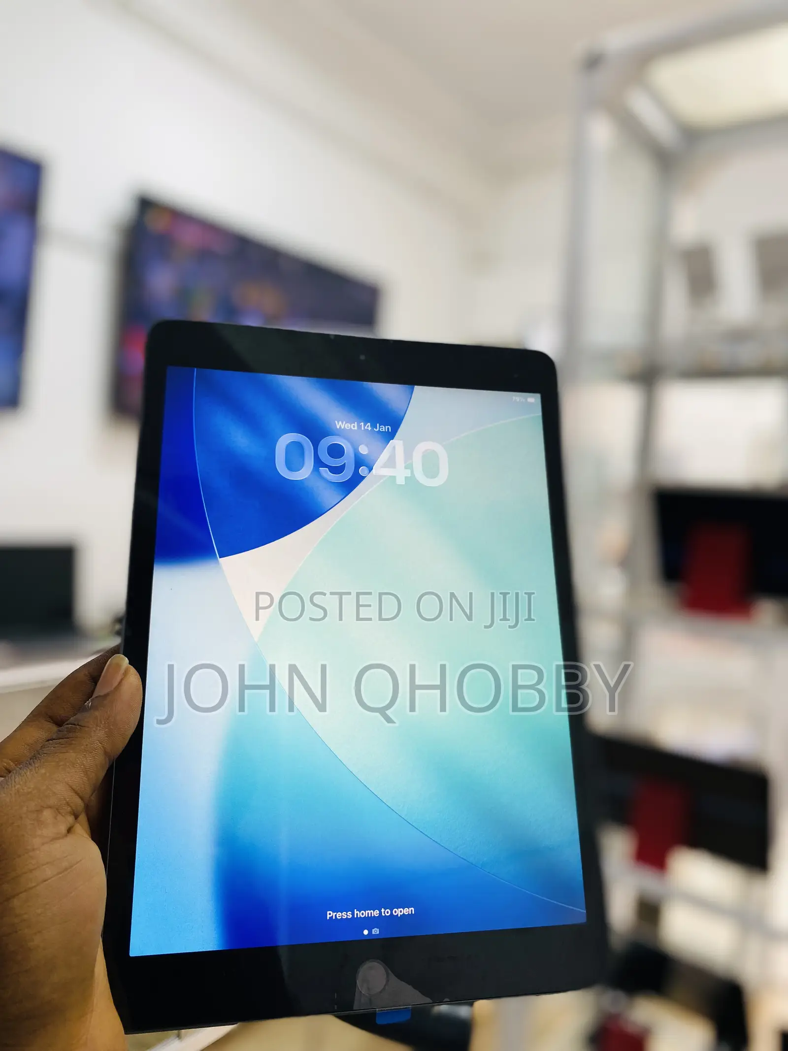 Apple iPad 10.2 (2020) 32 GB Black
