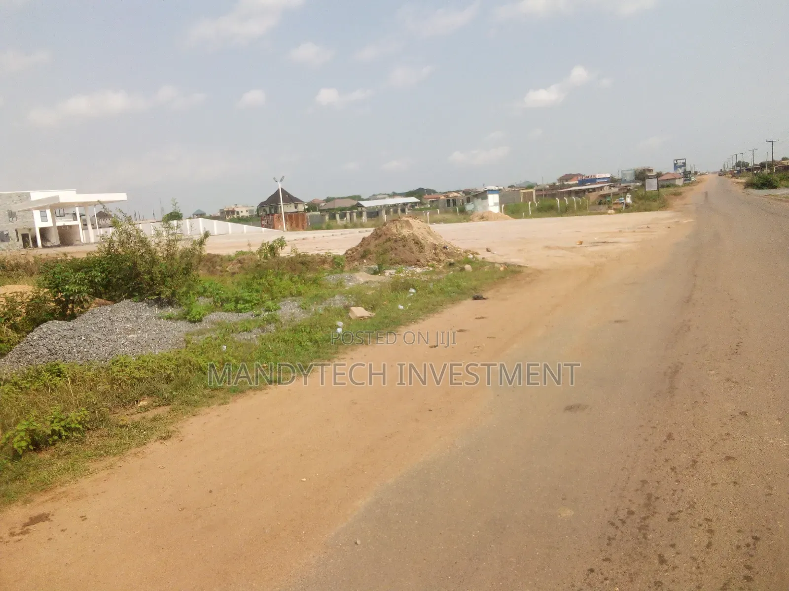 Two Classic Roadside Land - Katamanso