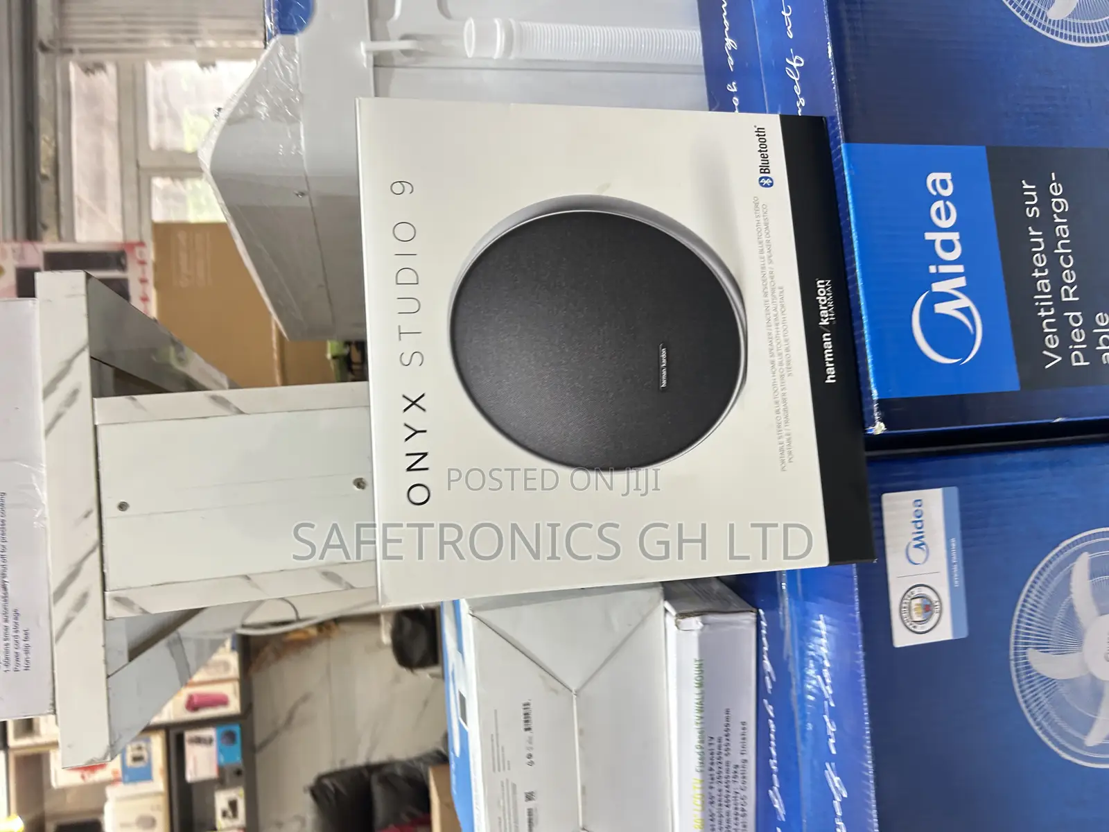 Lastest Onyx Studio 9 Electric Harman Kardon (Black) Speaker