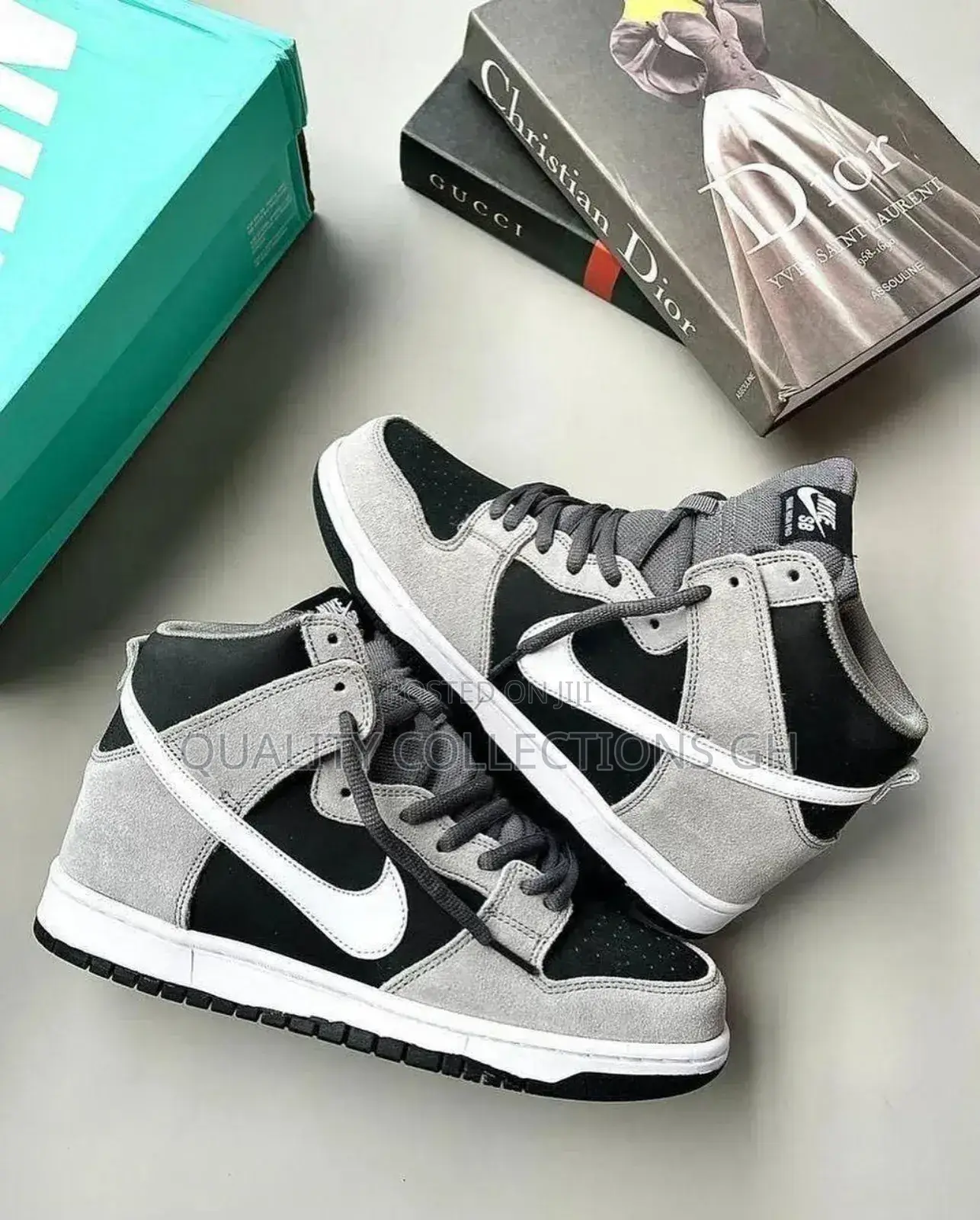 Nike Sneaker