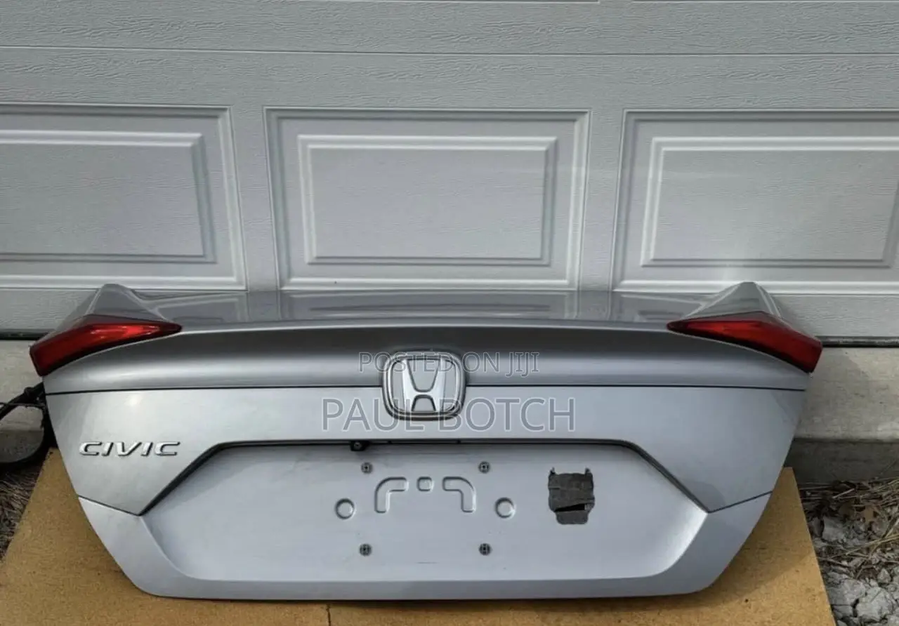 Honda Civic Sedan 2016-2021 Boot With a Spoiler