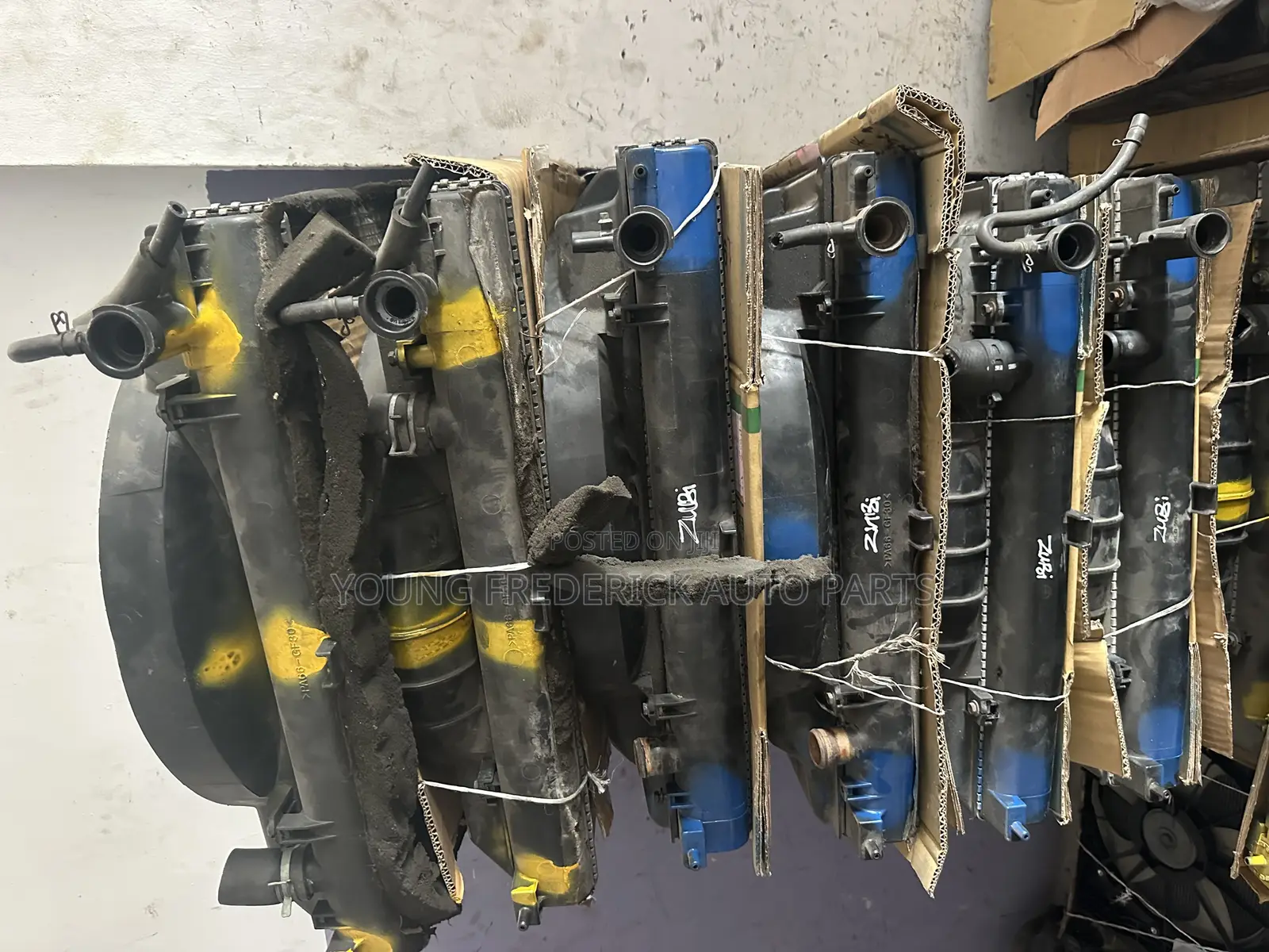 Toyota Hiace/Fish Radiator