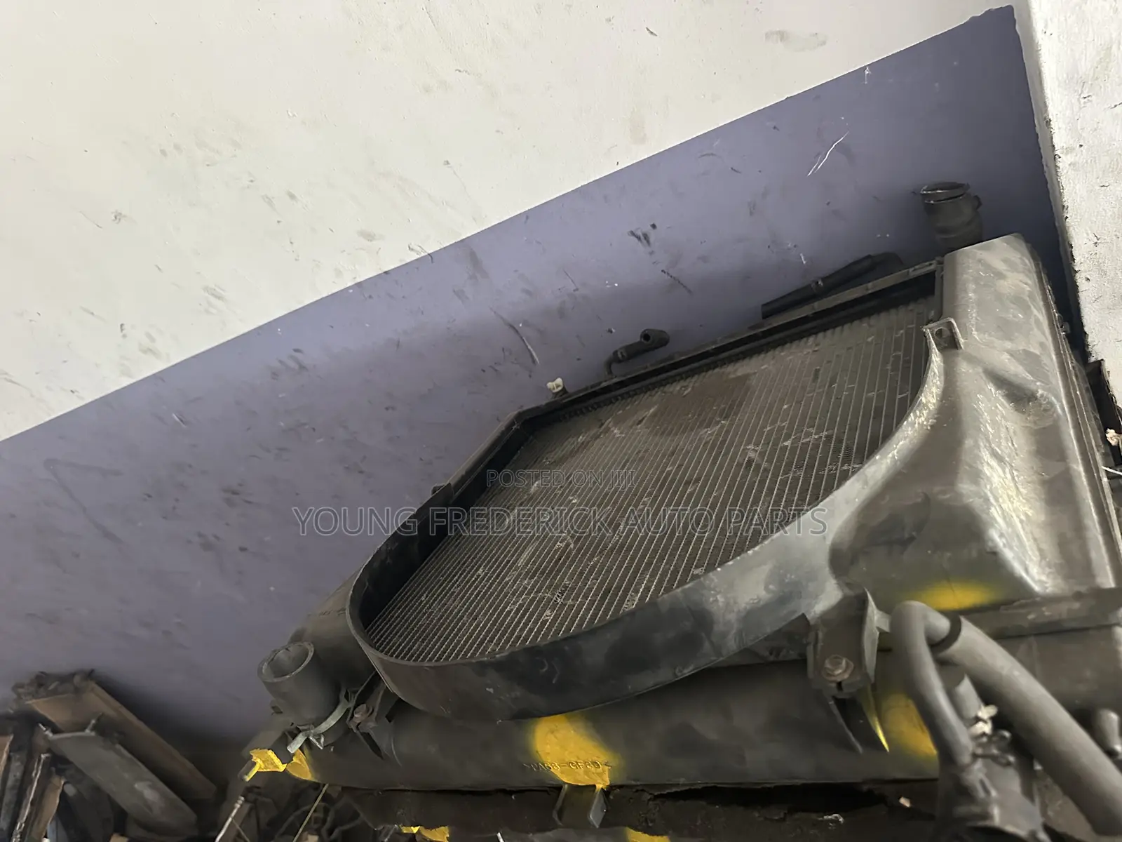 Toyota Hiace/Fish Radiator
