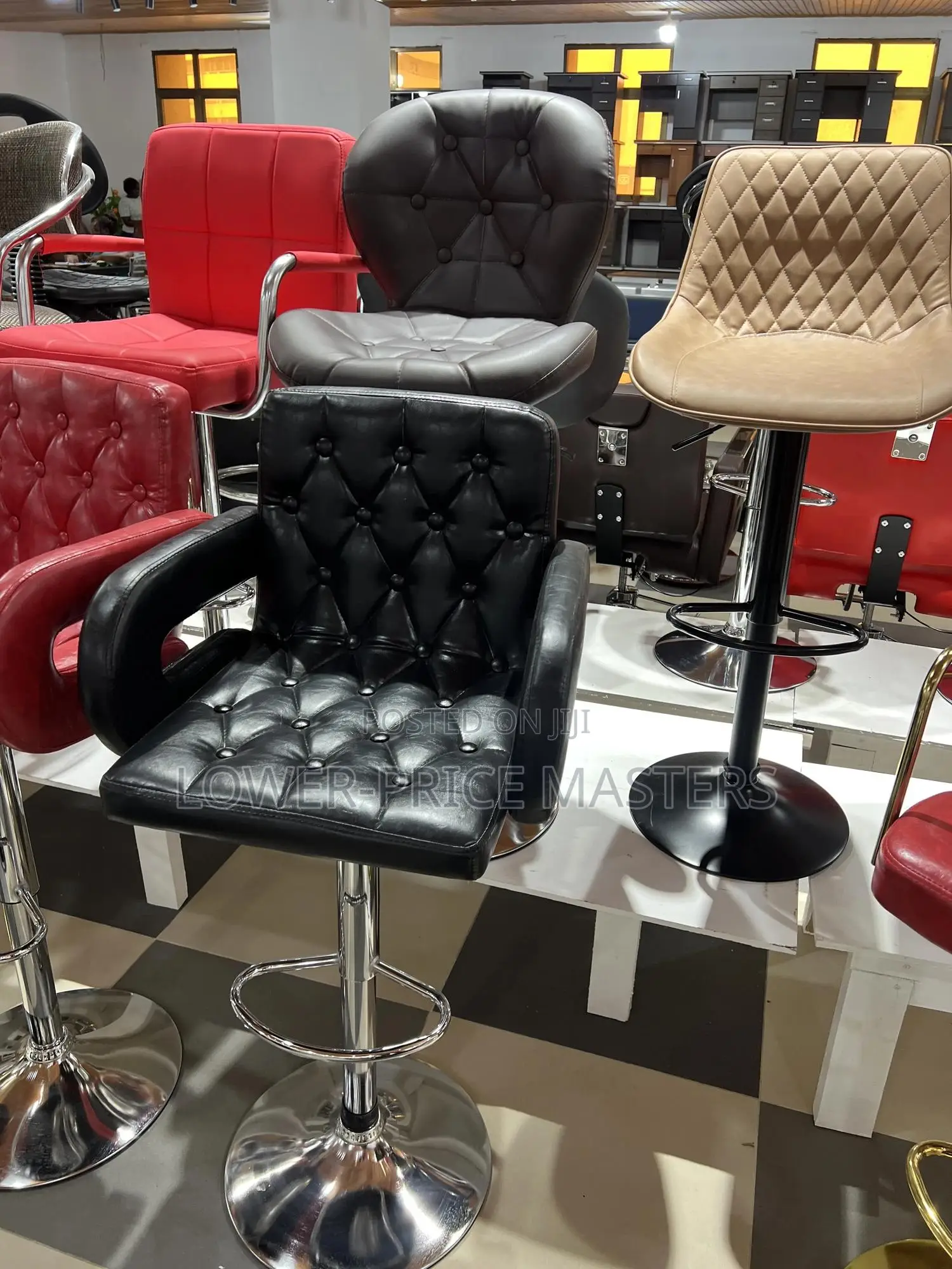Saloon Chair