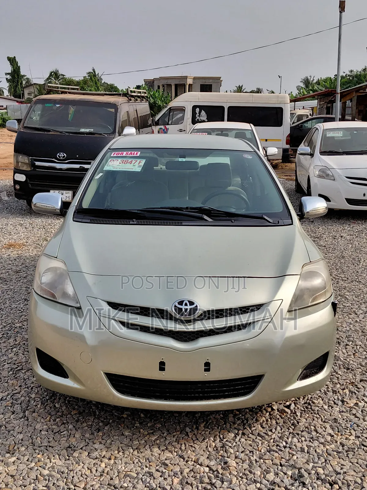 Toyota Belta 2012 Green