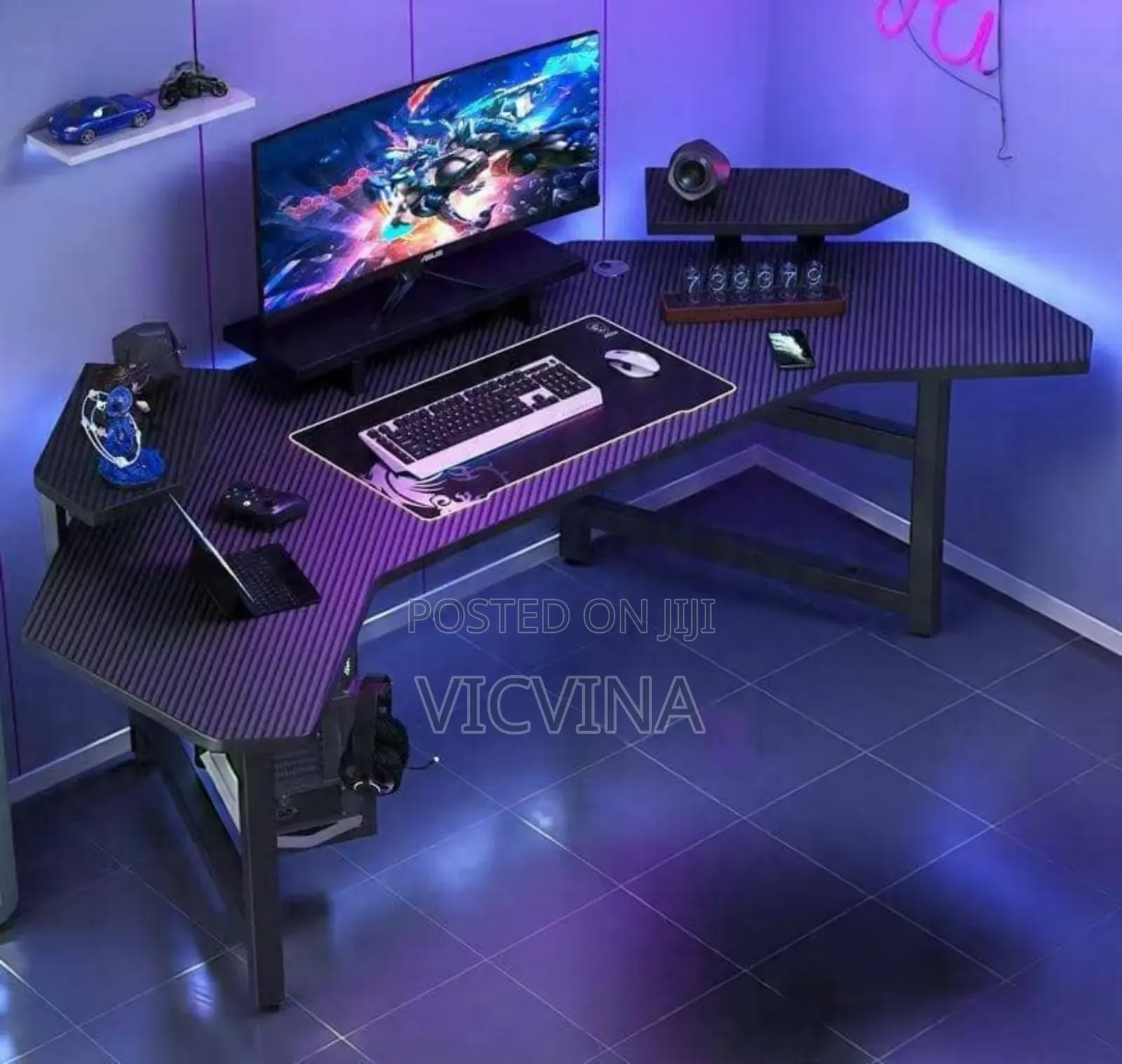 Large Wing Laptop Table