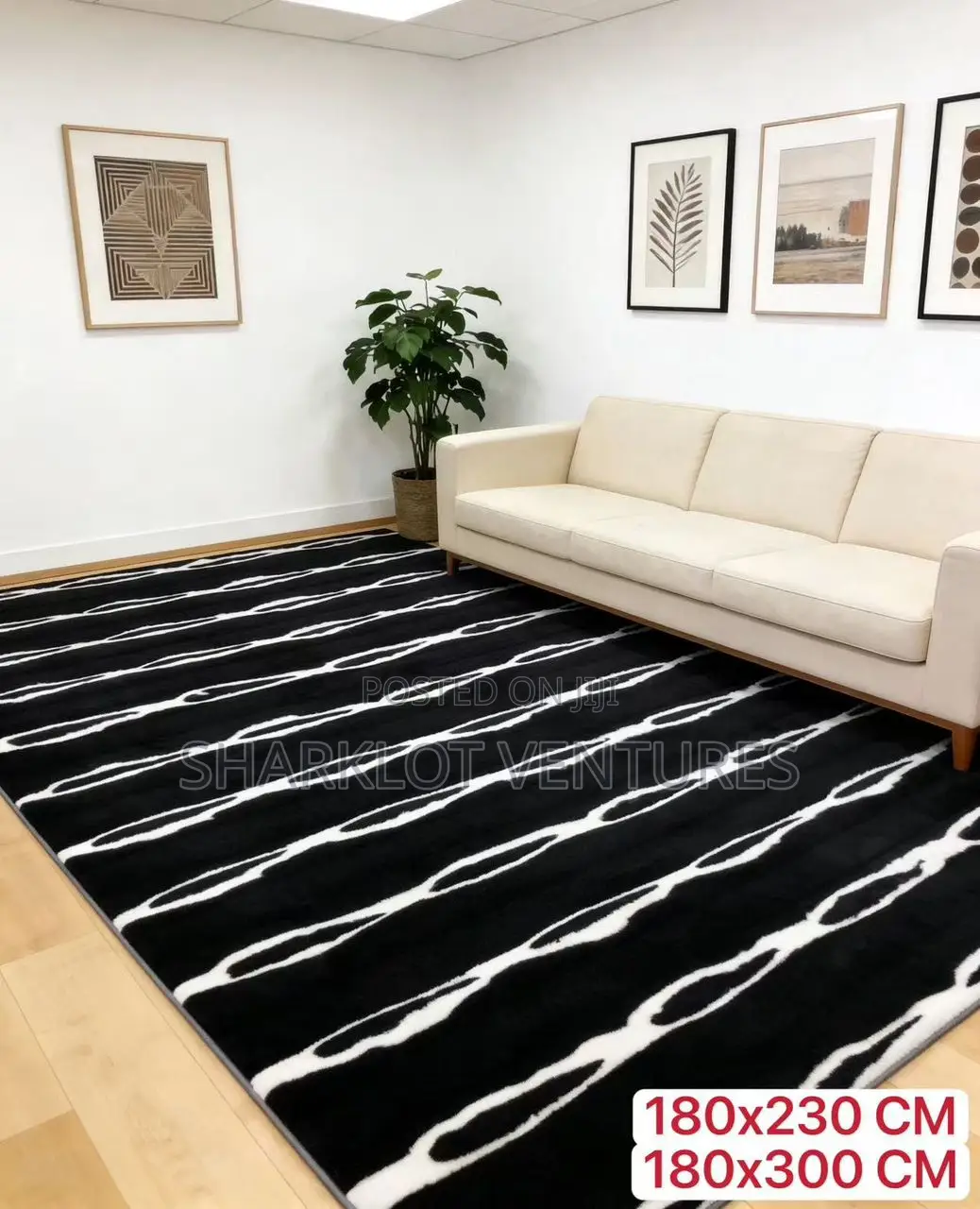Luxury Multi-Coloured Centre Carpet