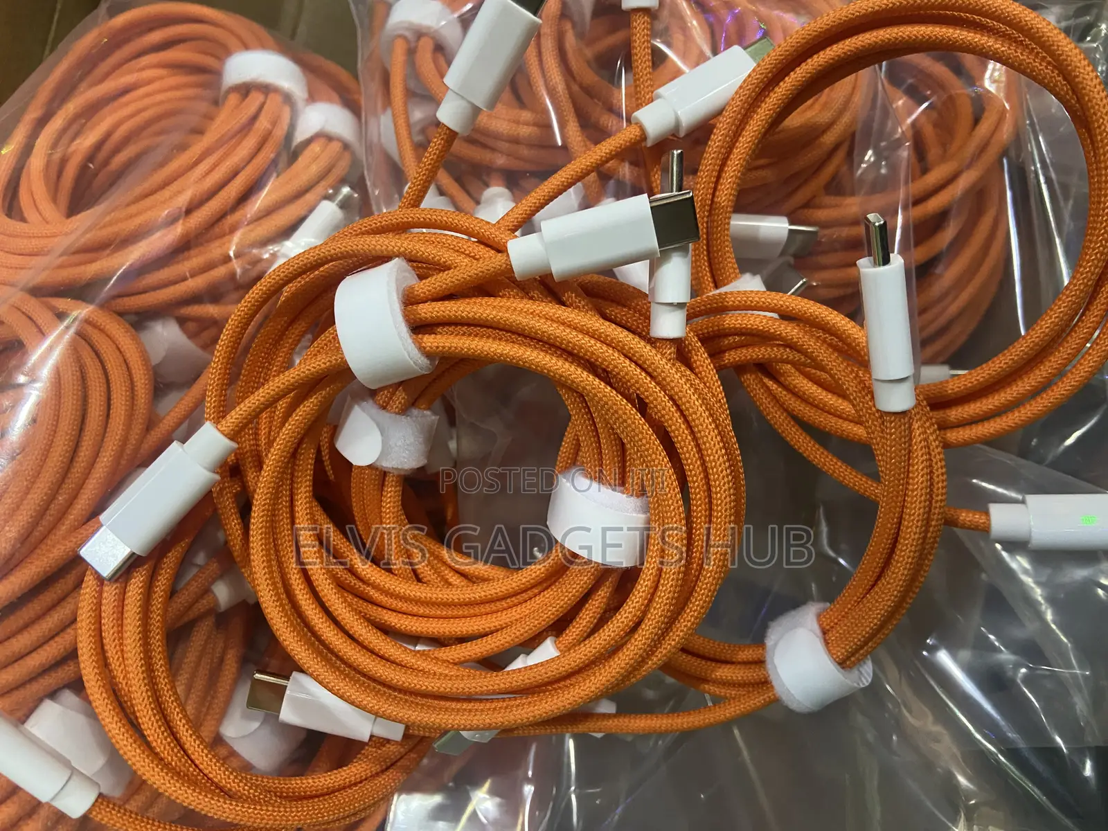 iPhone 17 Cable