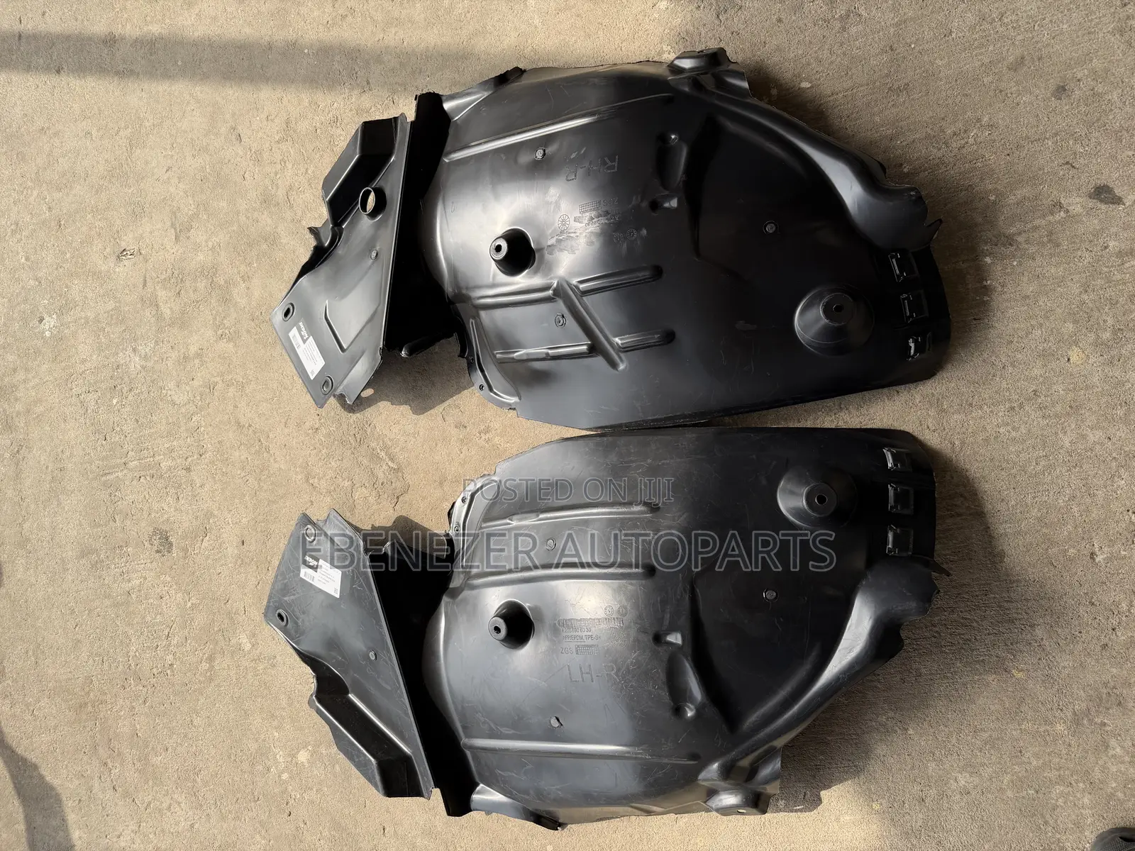 Mercedes Benz C300 W205 Front Wheel Arch Cover