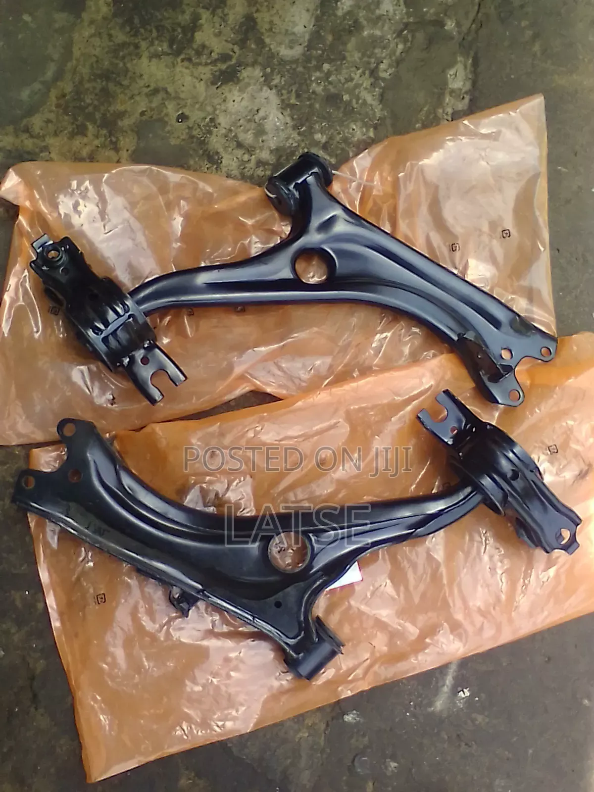Honda Civic 2017,2018,2019,2020,2021,2022 Lower Arm Pair