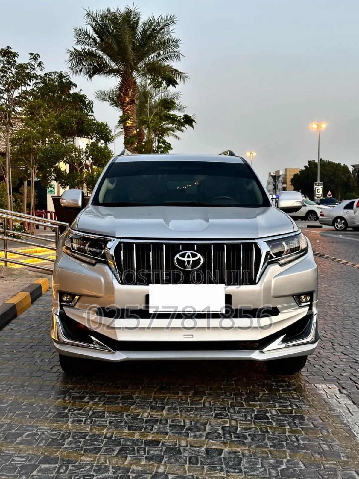 Toyota Land Cruiser Prado 2.7 2018 Silver