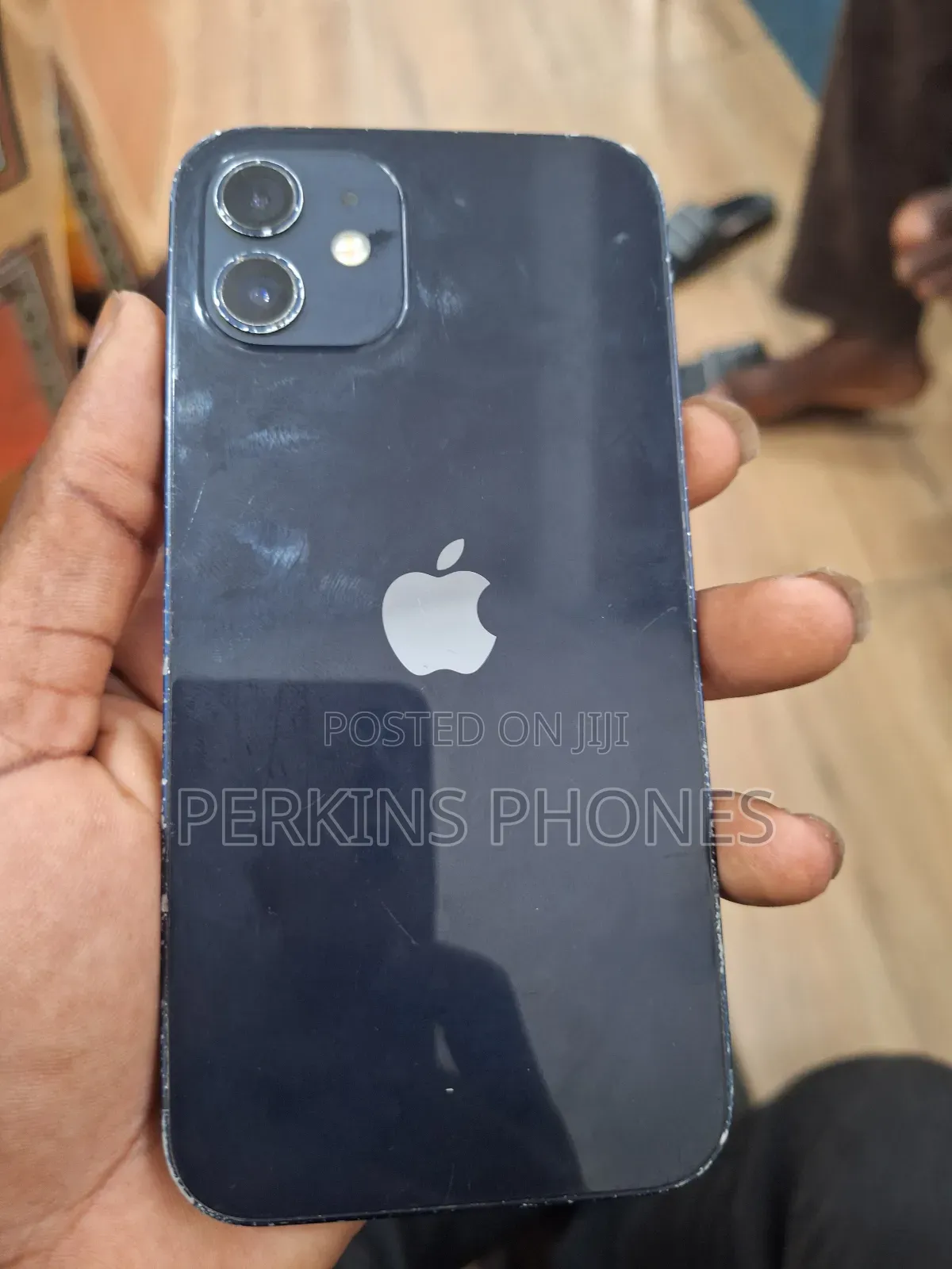 Apple iPhone 12 64 GB Gray