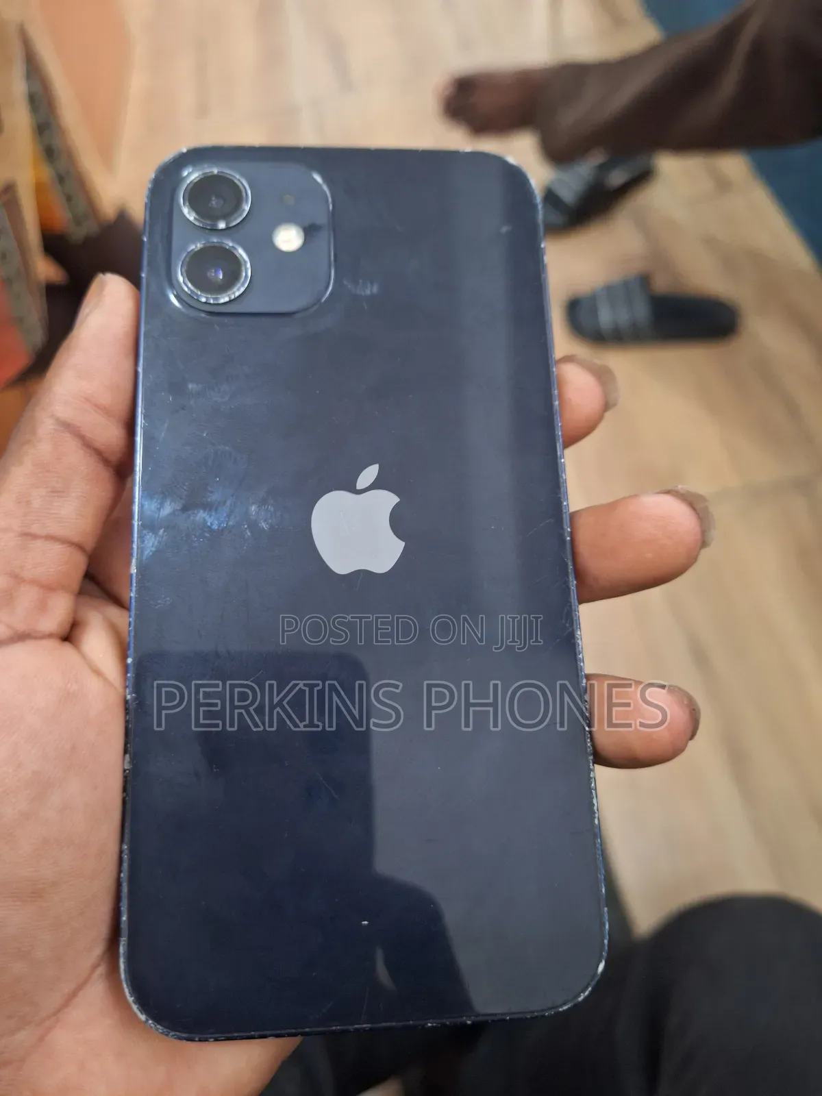 Apple iPhone 12 64 GB Gray