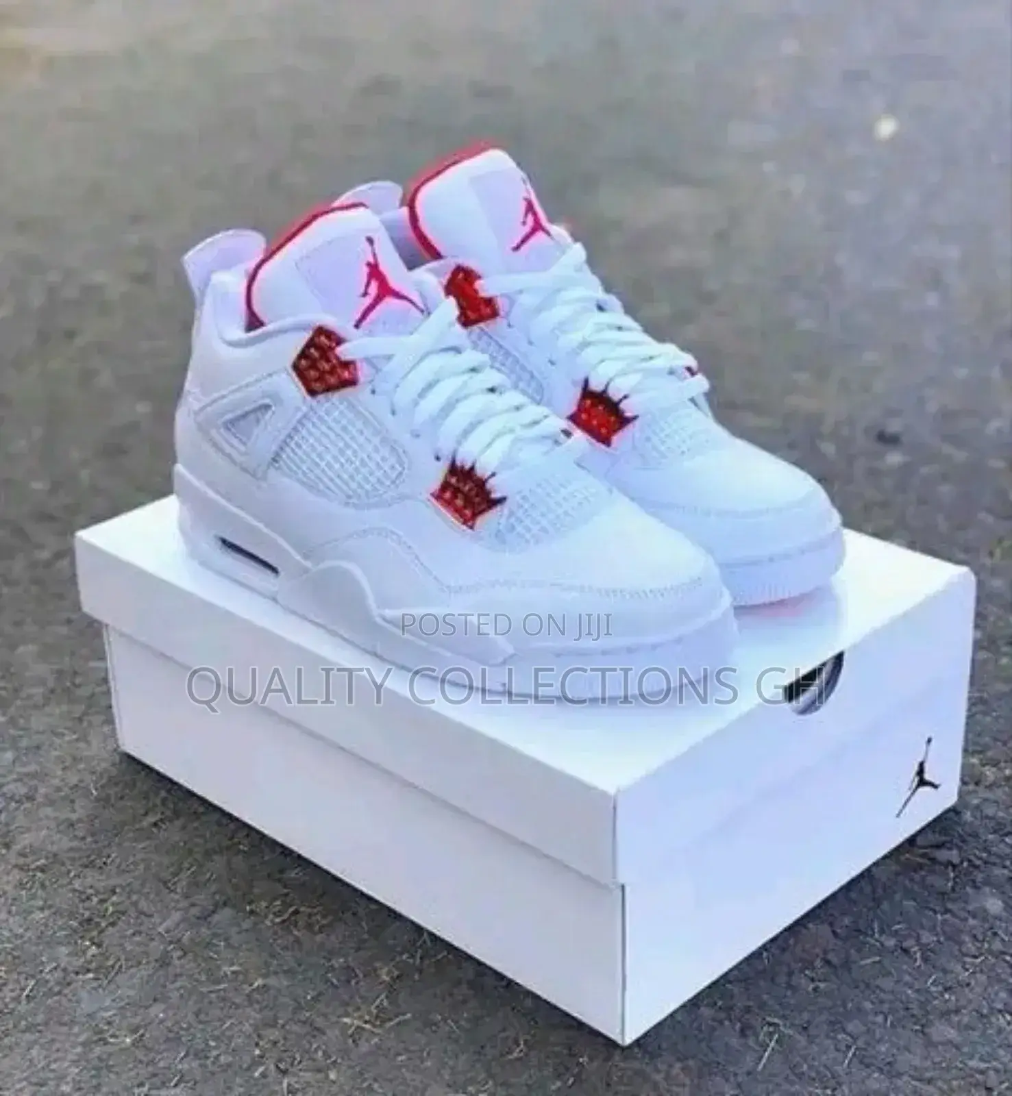 Jordan 4 Retro Metallic Red