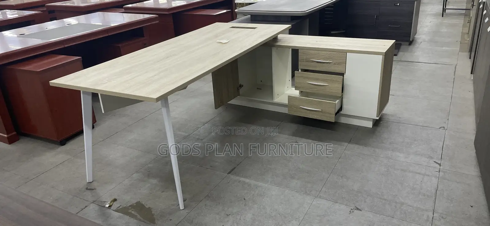 L Shaped Office Table