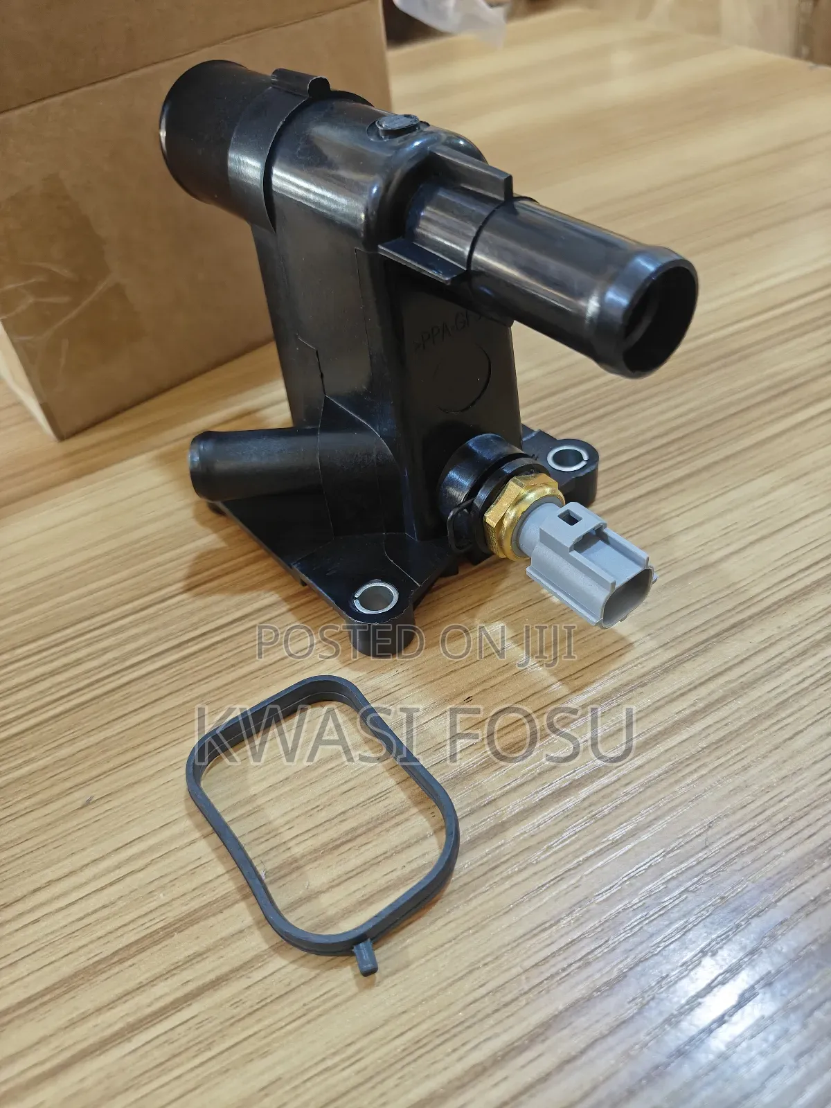 Engine Coolant Water Outlet Thermostat Housing Fit For 2012-2018 Ford
