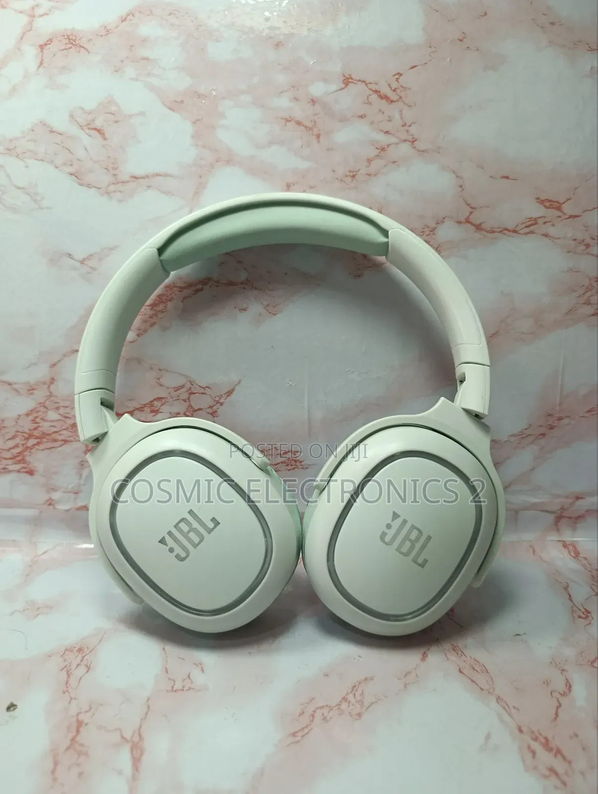 JBL Harman Pure Bass Wireless Headphones – Tune M9bt