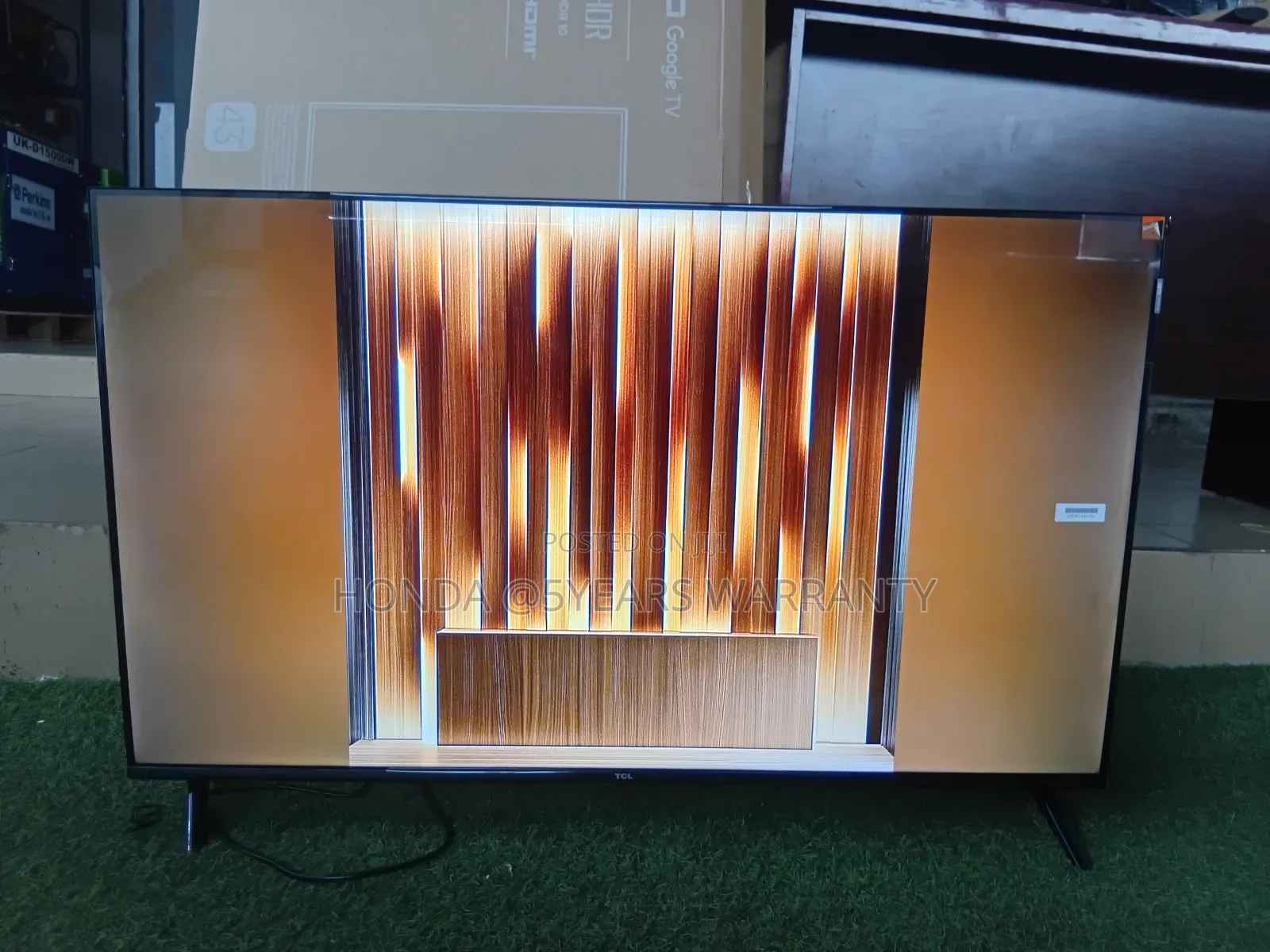 Power Boost Display TCL 43 Inches Smart TV – 43 Inches TV
