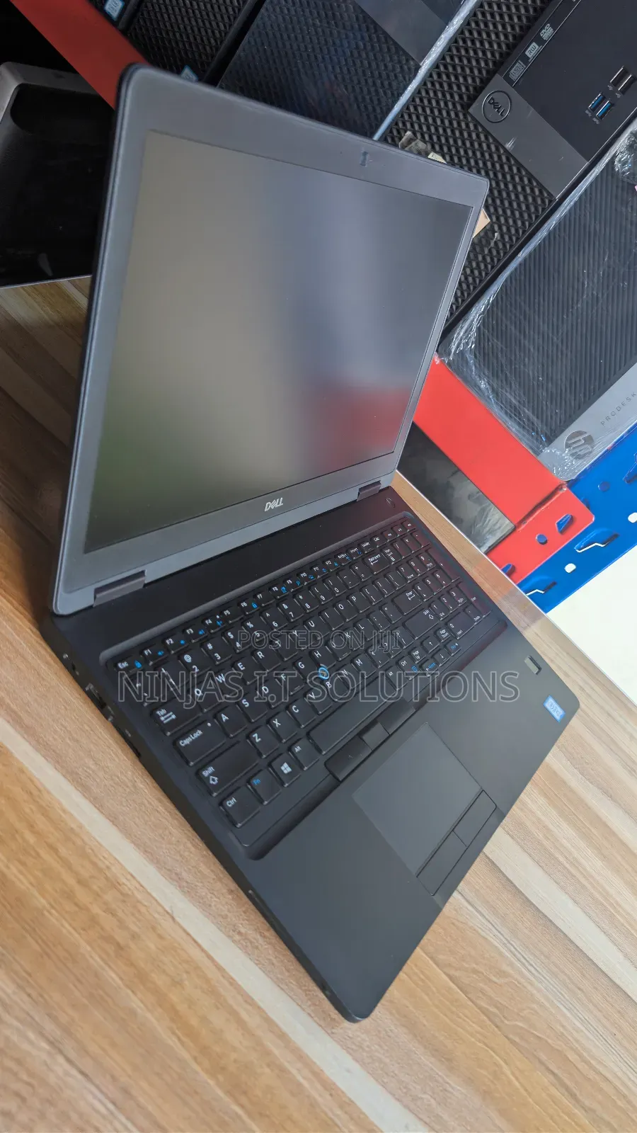 Laptop Dell Latitude 5590 8GB Intel Core i7 SSD 256GB