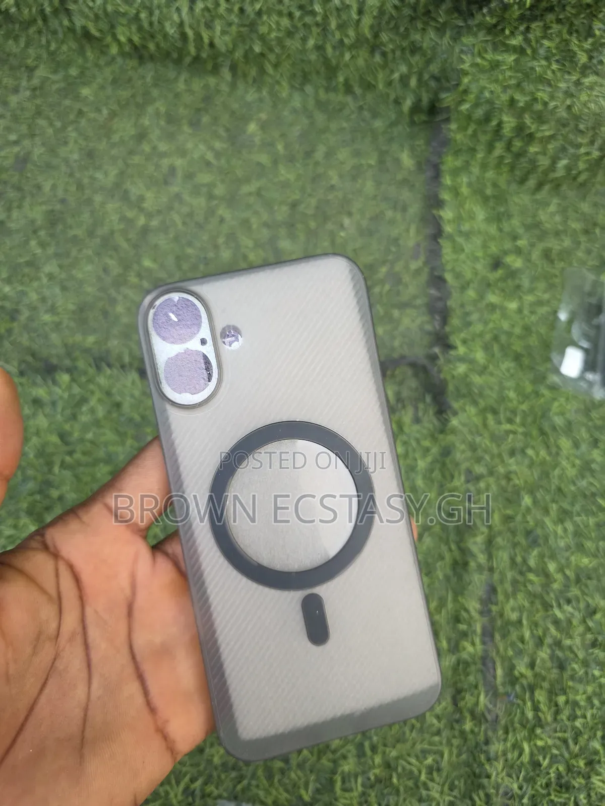 iPhone 16 Plus Translucent Mette Black Case