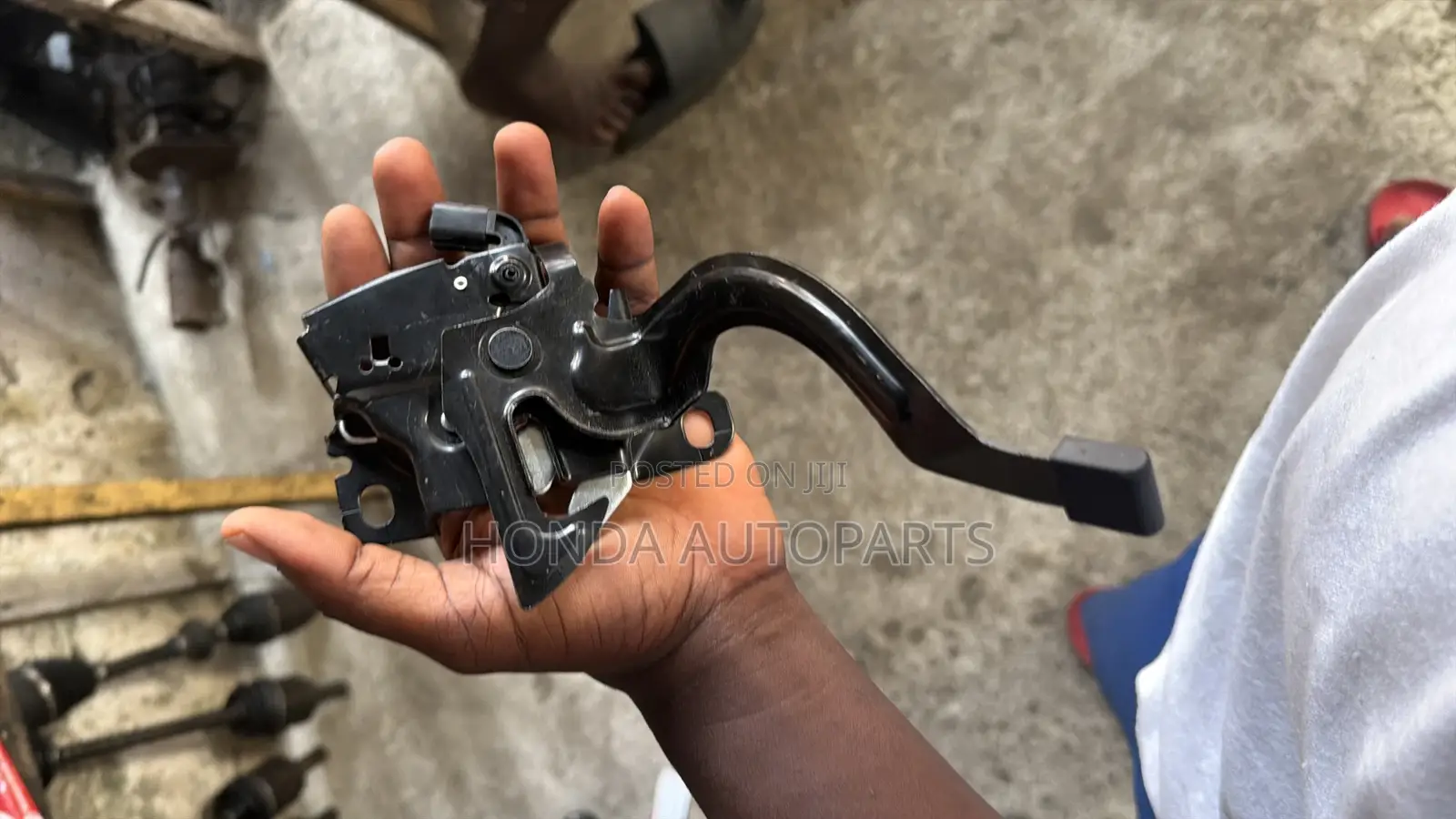 Honda Civic 2016 to 2025 Bonnet Locker.