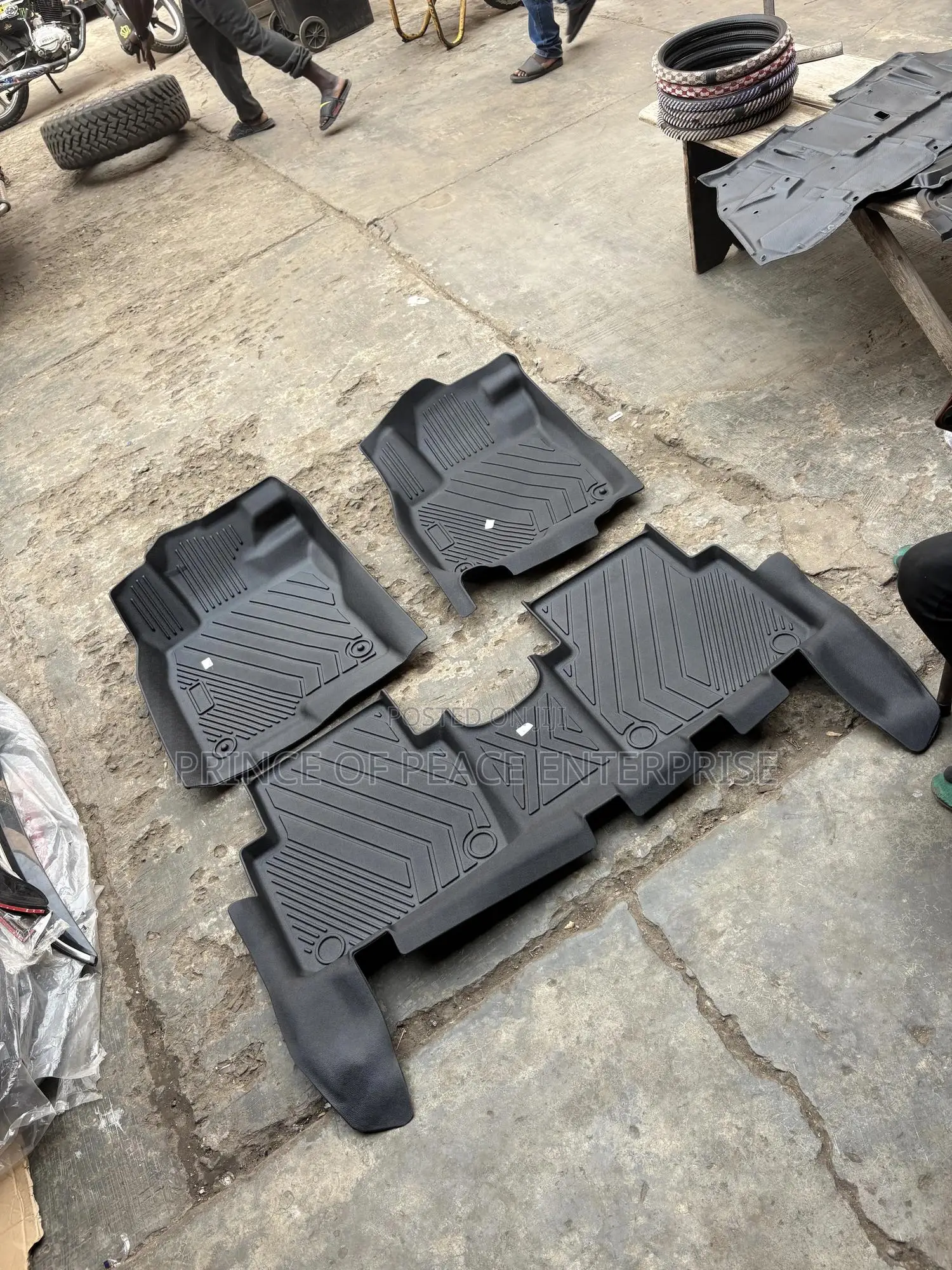 Honda CRV 2024 2025 Latest Floor Mat or Carpet