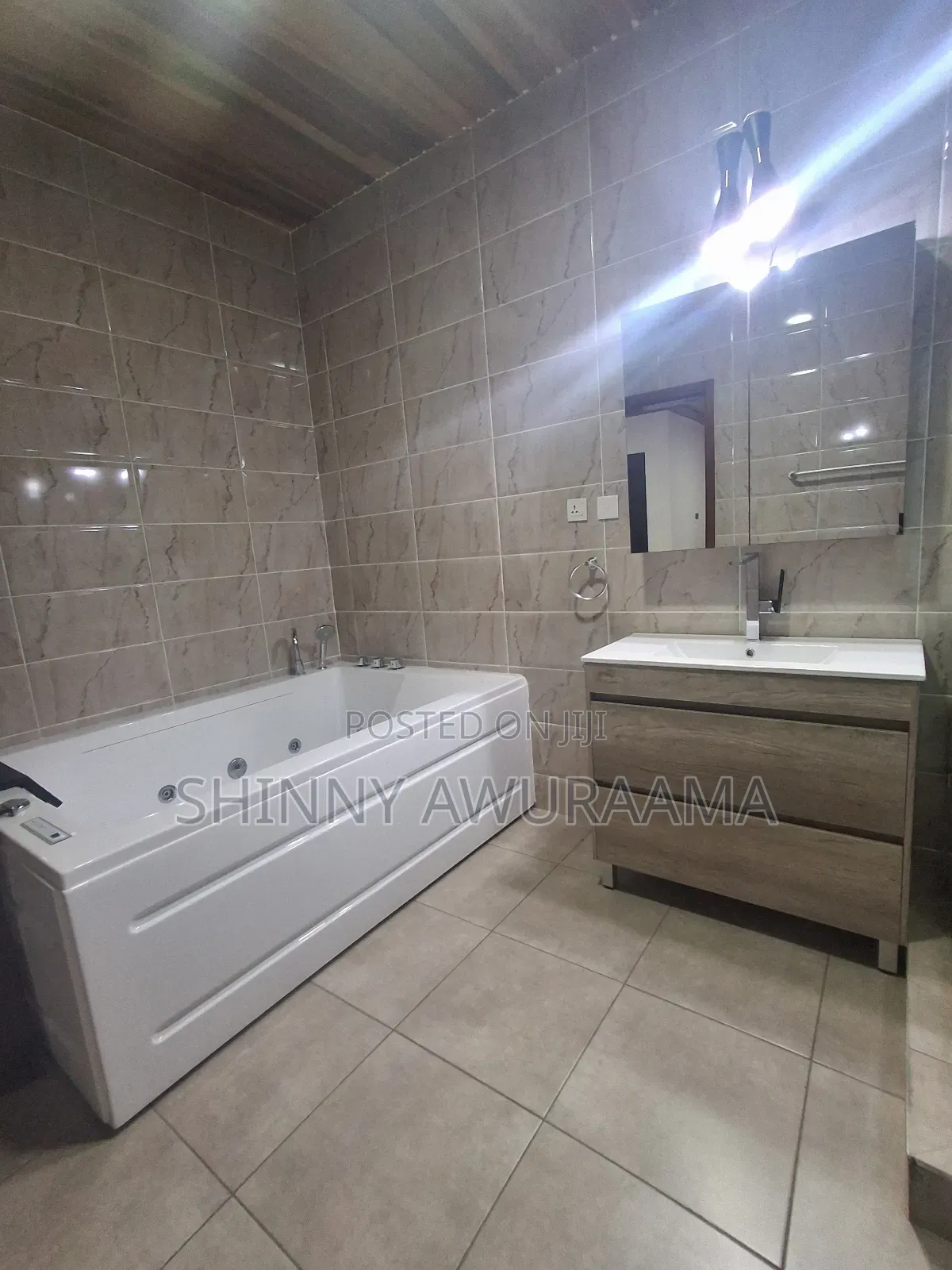 5bdrm House in Pokuase Agya Herbal for sale
