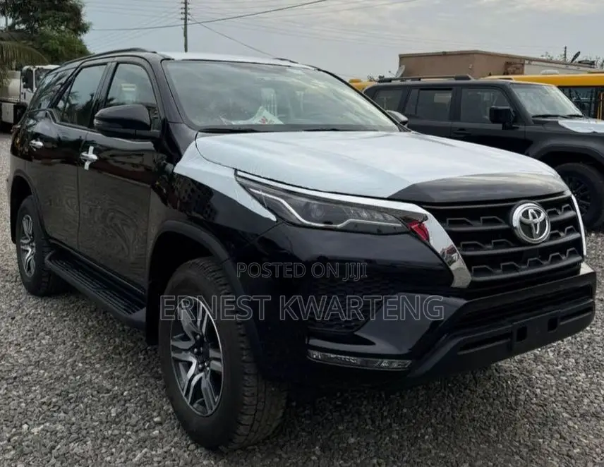 New Toyota Fortuner 2025 Black