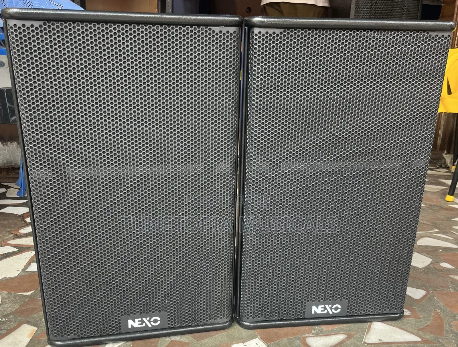 Nexo Ps15-r2 15" Passive Loudspeaker.